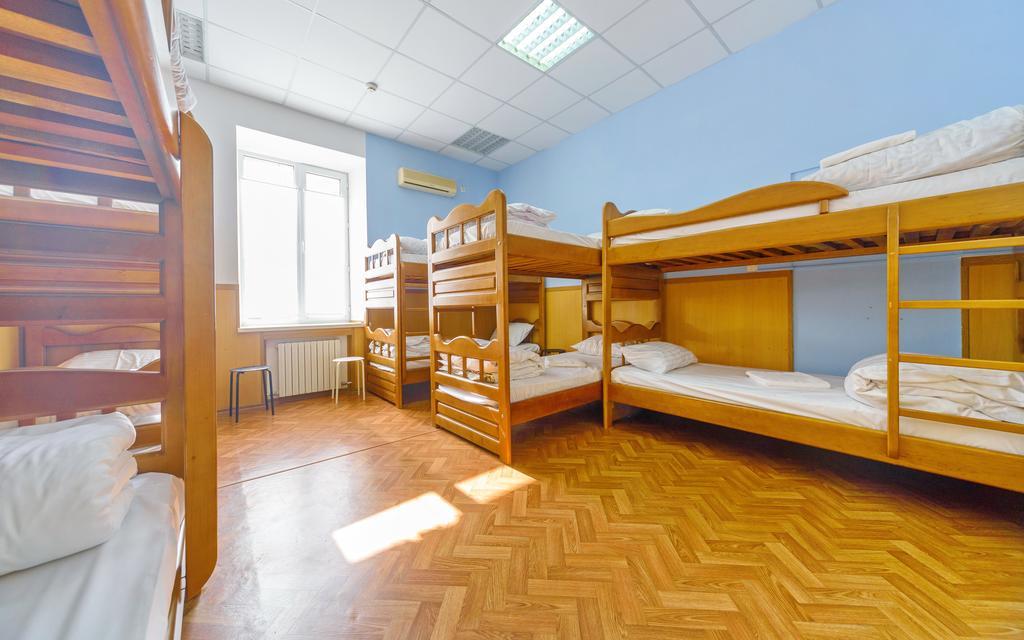 Krovat Na Deribasovskoy Odessa Extérieur photo